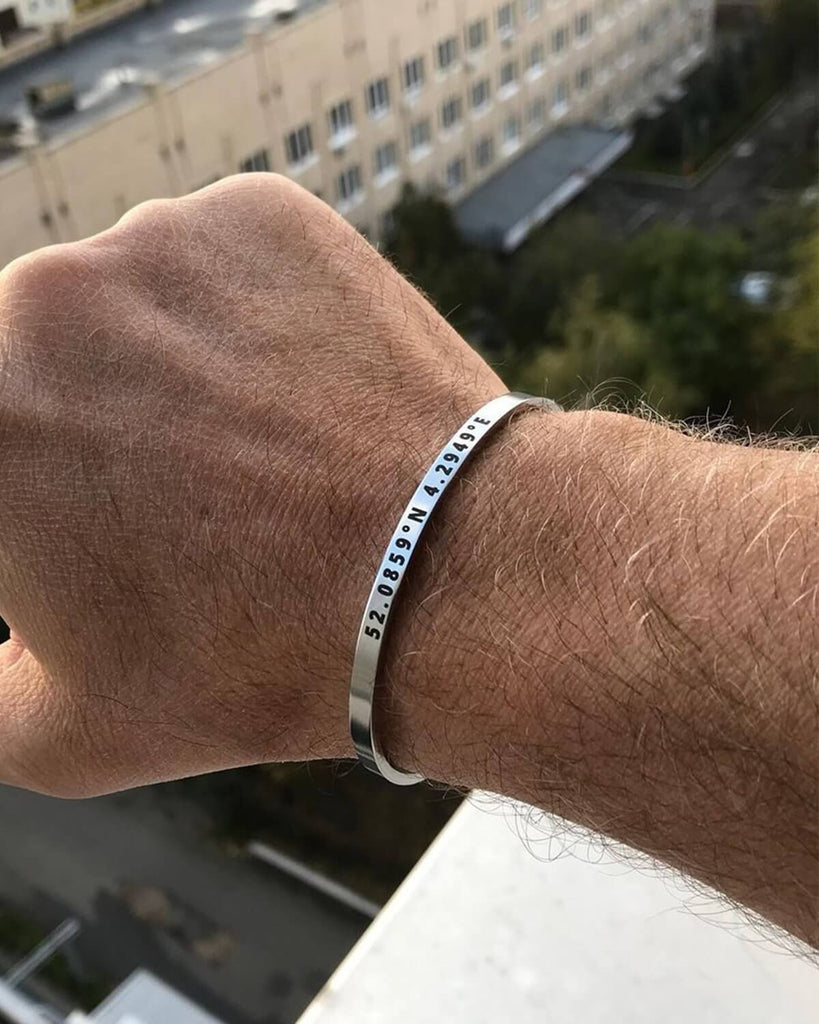 CUSTOM COORDINATES CUFF